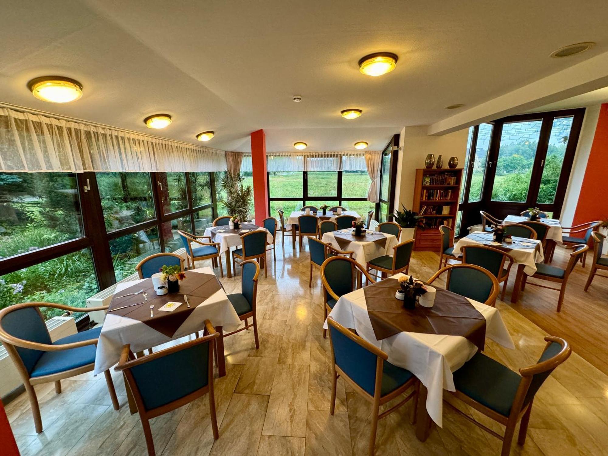 Kurhotel Bad Schmiedeberg Εξωτερικό φωτογραφία